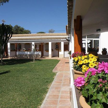 Hostal Las Acacias Los Canos De Meca Ngoại thất bức ảnh