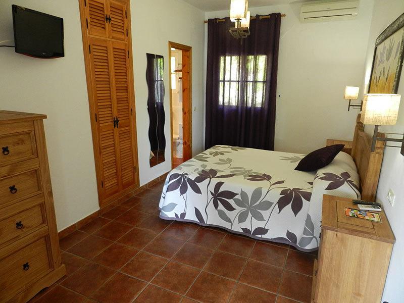 Hostal Las Acacias Los Canos De Meca Ngoại thất bức ảnh