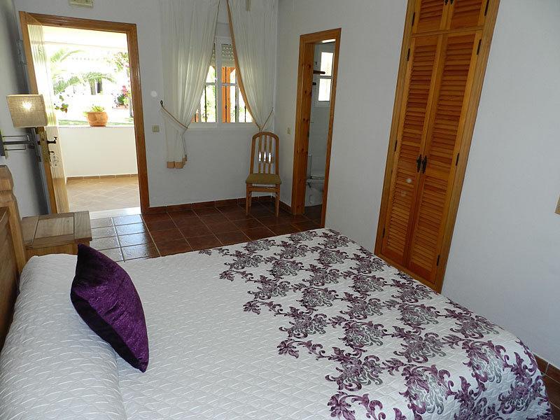 Hostal Las Acacias Los Canos De Meca Ngoại thất bức ảnh